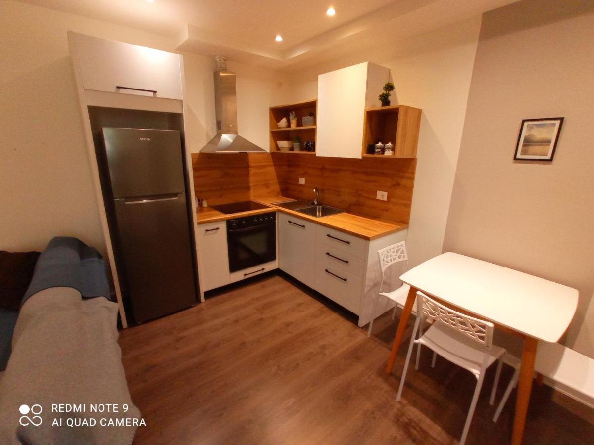 Tirana Apartment Garda المظهر الخارجي الصورة