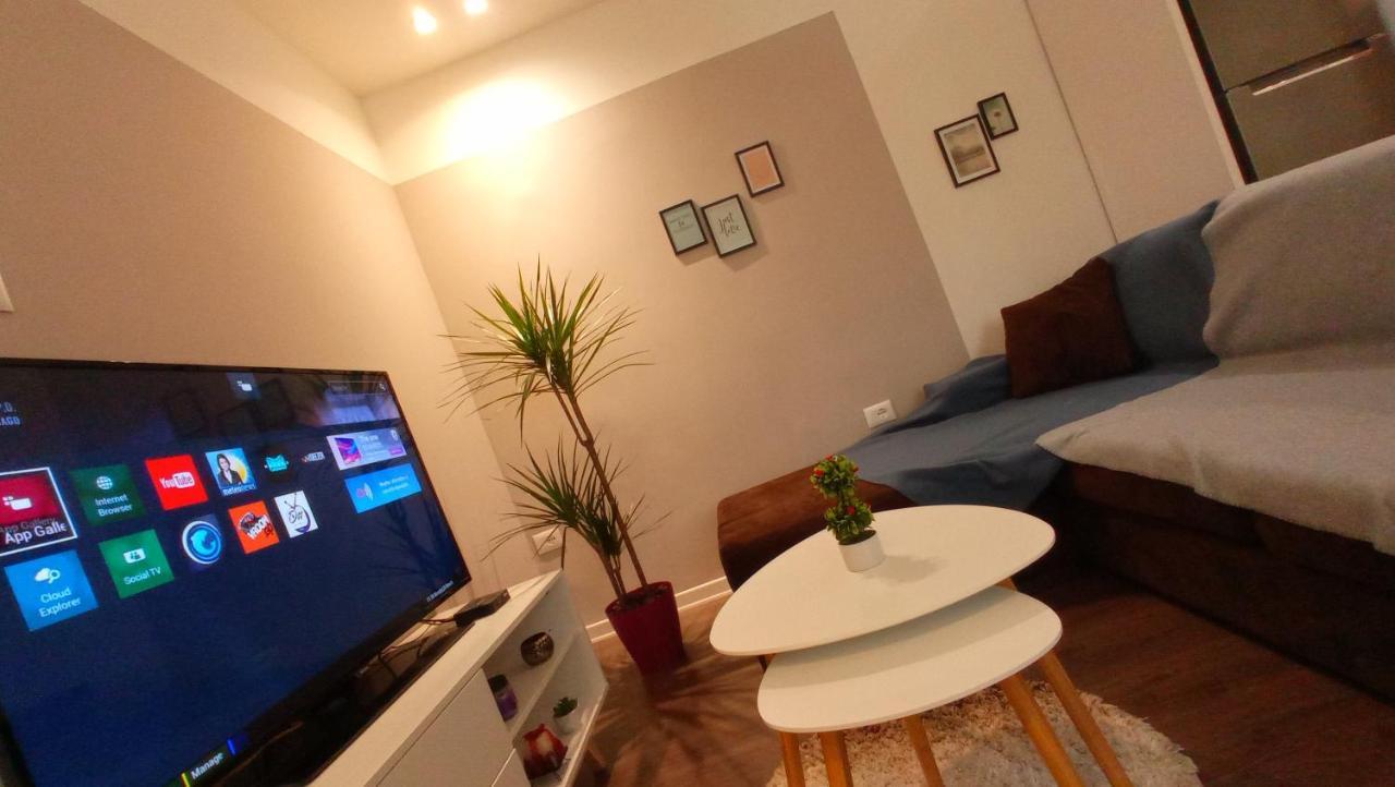 Tirana Apartment Garda المظهر الخارجي الصورة
